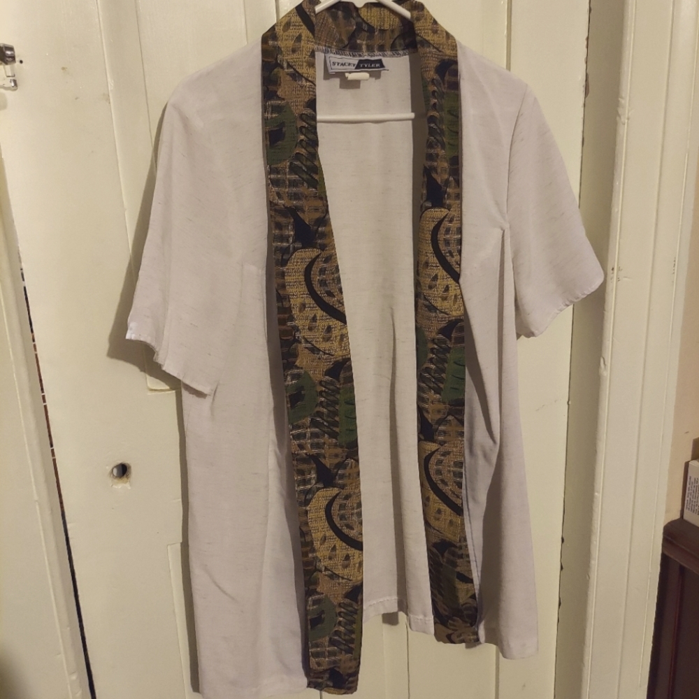 Vintage Bohemian Short Sleeve Cardigan Size 18W 🦎